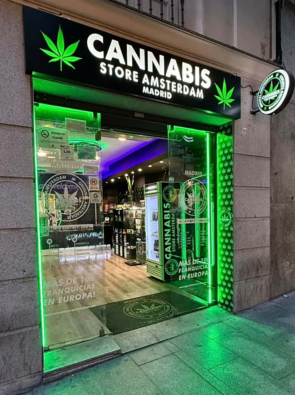 Fachada de Cannabis Store Amsterdam Madrid